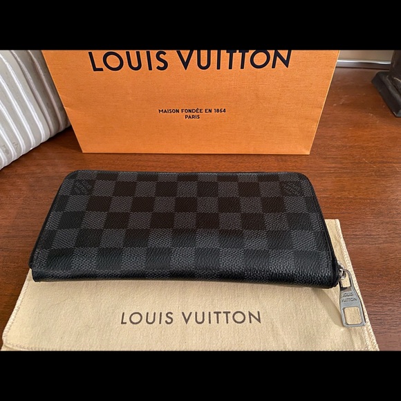 Louis Vuitton Zippy Damier Graphite Vertical Long Wallet - Picture 6 of 16